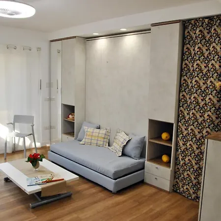 Studio Flat Gizia Apartment